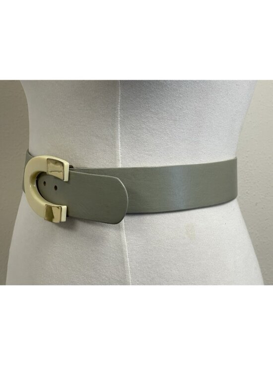Vintage St. John Green Leather Horseshoe Buckle Ivory Gold-tone Belt Size 2 / M main image 11